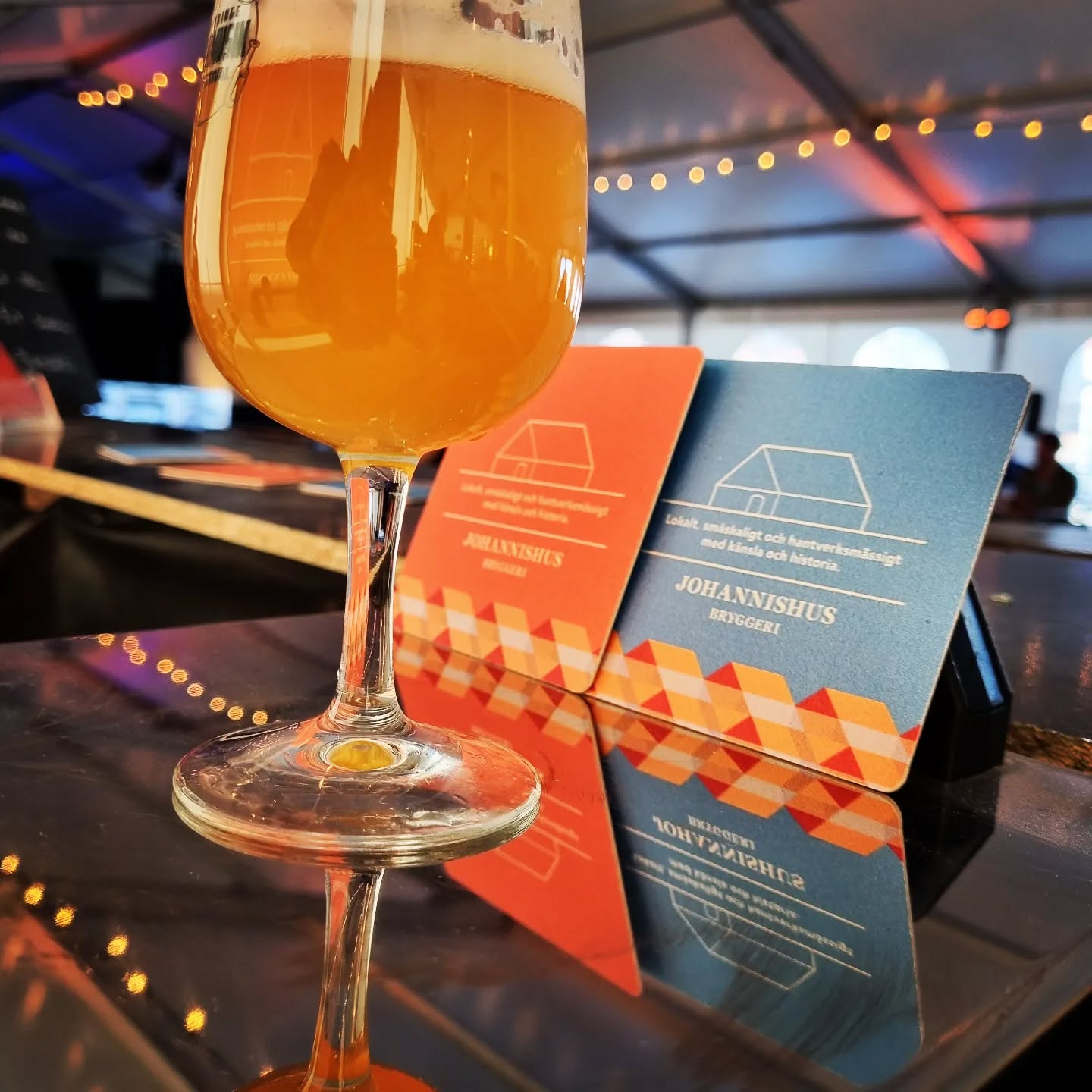 Da capo! Tältet och glasen fylls i takt!

Blekinge Öl & Musikfestival på Stortorget i Karlskrona. Ölfestival till kl. åtta, därefter röj till kl. 1.

@bryggerifabrikenikarlskrona 
#ölfestival
#hantverksöl 
#visitkarlskrona
#visitblekinge 
#alla